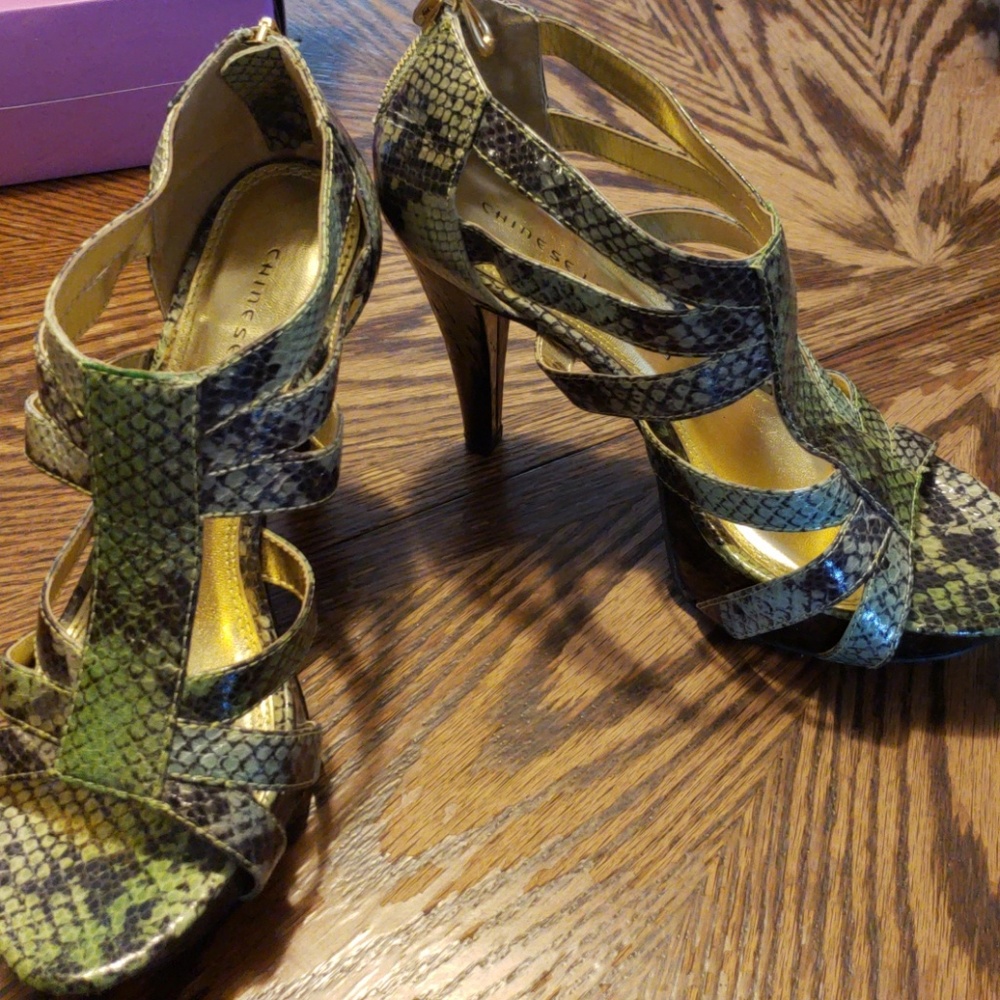 Chinese Launry Heels